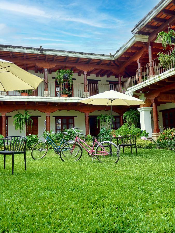 Hotel Cacique Real Antigua Exterior foto