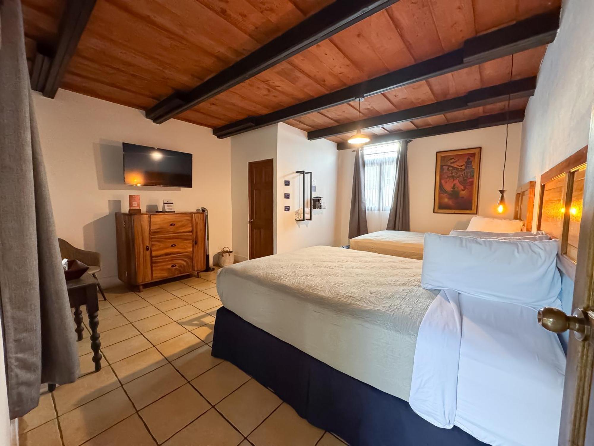 Hotel Cacique Real Antigua Habitación foto