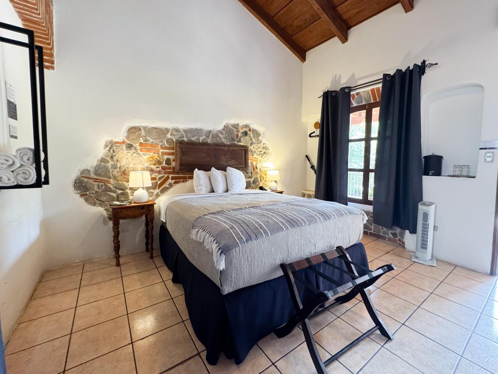 Hotel Cacique Real Antigua Habitación foto